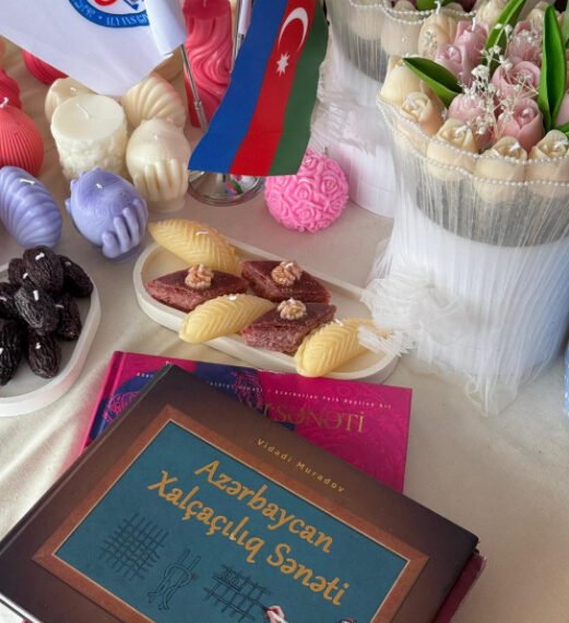 آذربایجان ملی آوقتلری گرجستان‌ده اۉتکزیلگن فستیوالده نمایش اېتیلدی