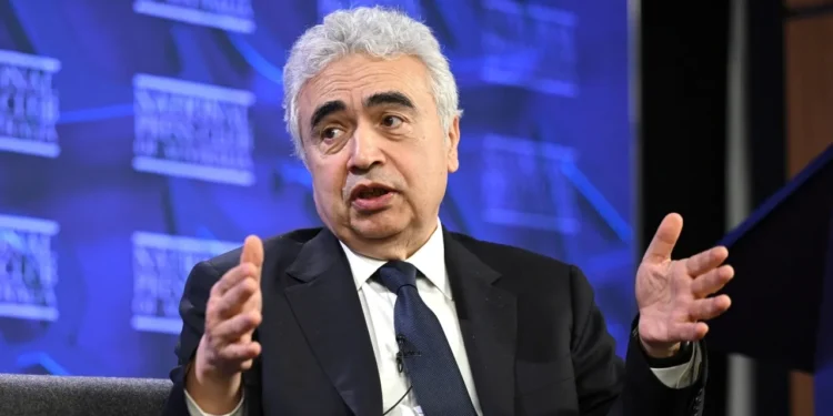 خلق ارا انرژی آژانسینینگ باشلیغی: هرمز بۉغازیدهگی احوال دنیا اقتصادینی تهدید قیلماقده