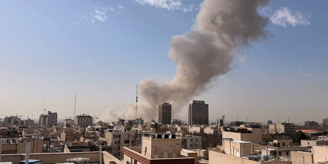 ه‌نگاو  گزارشی: امریکا و اسرایل‌نینگ ایران‌گه هجوملریده حاضرگچه بیرمینگ ۵۰۰ کیشی هلاک بۉلگن