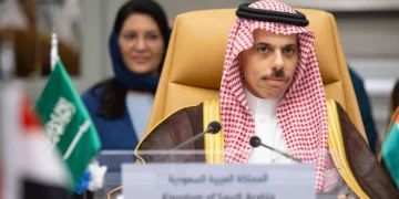 عرب و مسلمان دولتلری: ایران تېزلیکده هجوملرینی تۉخته‌تیشی کېره‌ک