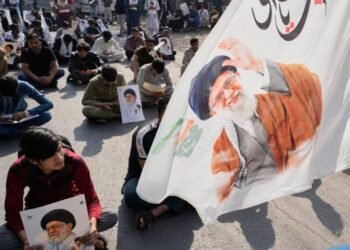 پاکستان‌ده امریکاگه قرشی ناراضلیکلر عاقبتیده اۉنلب کیشی اۉلیب و یره‌لندی