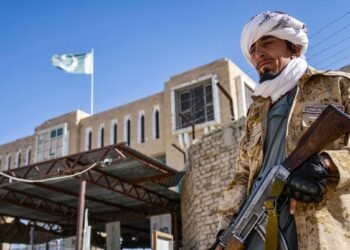 عربستان، طالبلر و پاکستان اۉرته‌سیده وقتینچه‌لیک اۉت آچیشنی تۉخته‌تیشنی آلقیشه‌دی