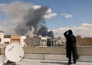 ایران ایچیده ۳ مینگدن آرتیق هدفگه هجوم قیلینگن