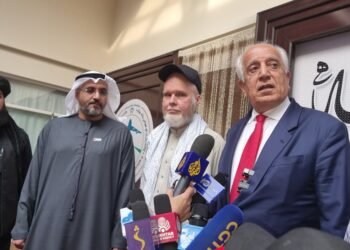 طالبلر بیر امریکالیک نی تورمه‌دن آزاد قیلدی