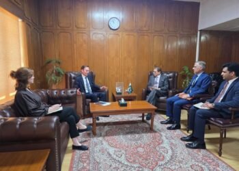 پاکستان و بریتا‌نيا نماینده‌لری افغانستانده‌گی وضعیت یوزه‌سیدن مذاکره‌ اۉتکزدی