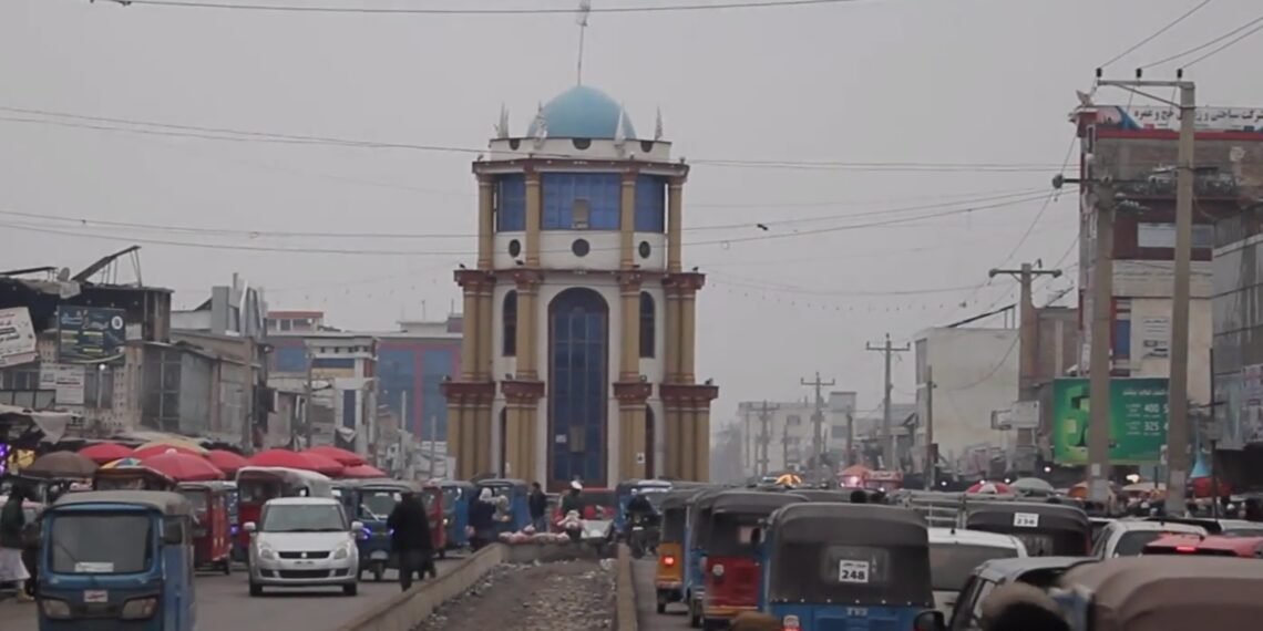 تخارده ناتینچیلیکلر؛ اۉتگن کېچه کۉکچه کۉپریگی یقین‌لریدن کوچلی سېس اېشیتیلگن