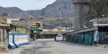 طالبلر و پاکستان تۉقنهشووی؛ پاکستان تورخم چېگرهسینی ینه باغلهدی