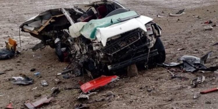 غزنی‌ده یوز بېرگن ترافیک حادثه‌ده بیر عایله‌‌نینگ آلتی اعضاسی جان بېرگن