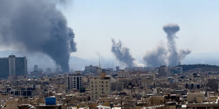 ایران اوروشی‌نینگ دوامی؛ اسراییل و ایران بیر-بیراوی‌گه قرشی هجوملرنی اویوشتیردی