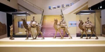 سمرقند و ایپک یۉلی میراثیگه بغیشلنگن کۉرگزمه جاپان‌ده آچیلدی