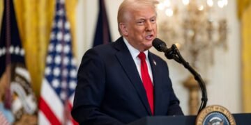 امریکا جمهور رییسی ایراننینگ الکتر استشنلریگه هجومنی ینه اۉن کون آرتگه قۉیدی