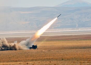 تورکیه ایران‌دن آتیلگن ینه بیر راکت باره‌سیده خبر بېری