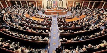 امریکا سنا مجلسیده ترا‌مپ‌نینگ حربي صلاحیتلرینی چېکلش لایحه‌سی تصدیقلنمه‌دی