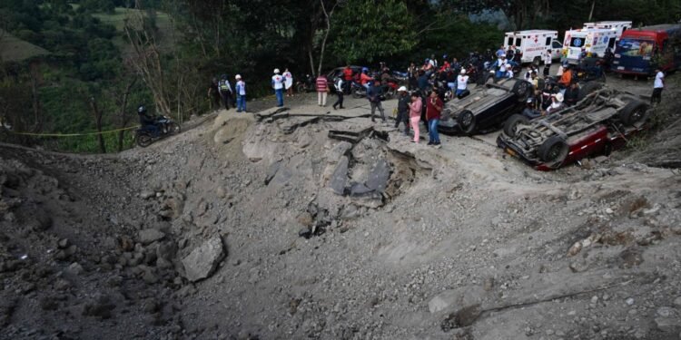 کلمبیاده پارتلش عاقبتیده اۉنلب کیشی اۉلیب و یره‌لنگنی خبر قیلیندی