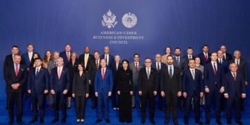 واشنگتن شهریده اۉزبېکستان-امریکا بیزنس کېنگشی ایشگه باشله‌دی