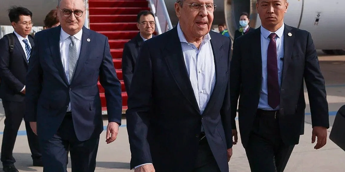 روسیه تشقی ایشلر وزیری رسمی تشریف بیلن چین‎‌گه یېتیب باردی