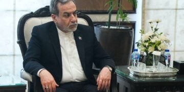 عراقچی‌نینگ اسلام آبادگه تشریفی؛ اسماعیل بقایی: ایران و امریکا ارا هېچ قنده‌ی ملاقات رېجه‌لشتیریلمه‌گن