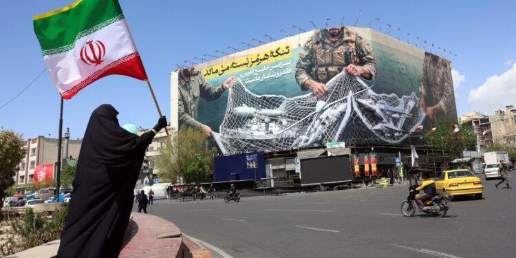 ایران ایکّی کیشینی جاسوسلیک قیلیش عیبی بیلن اعدام قیلدی