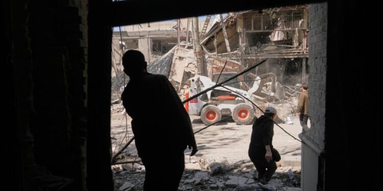 امریکا و ایران ایکّی هفتهلیک آتیش-کېسینگه قرار قیلگن