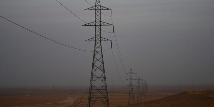 طالبان سرپل ولایتی‌نینگ سانچارک، سوزمه‌قلعه و گوسفندی اولسواللیکلریگه برق یېتکزیلیشیدن خبر بېردی