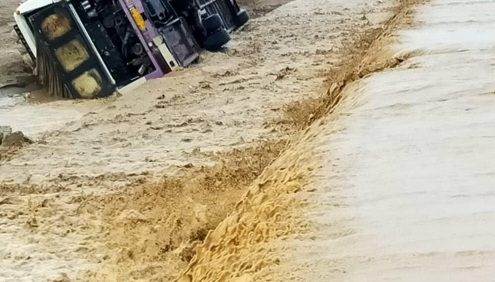 افغانستانده یاغینگرچیلیک یۉللر باغله‌نیشی و آدملر اۉلیب و یره‌لنیشیگه سبب بۉلدی