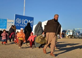 انسان حق‌لری تشکیلاتی: پاکستان افغانستان‌لیک مهاجرلرینی چیقریشنی کوچه‌یتیرگن