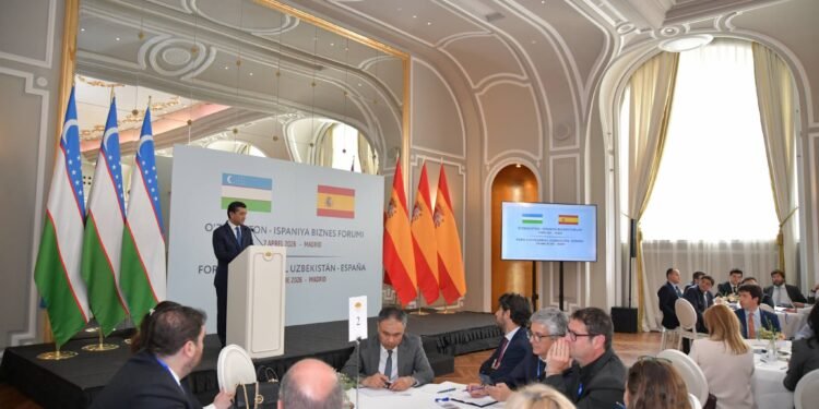 اۉزبېکستان و اسپانیا اۉرتهسیده بیزنس فورمی اۉتکزیلدی