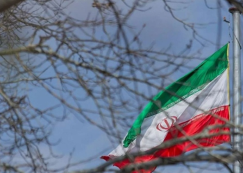 ایران رسمیلری بو مملکت آسمانی تۉرت باسقیچده پروازلر یوزیگه آچیله‌دی