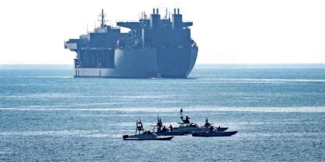 ایران تشقی ایشلر وزیرلیگی بو مملکت کېمه‎‌لریگه قرشی امریکا حرکتی عاقبتیدن آگاه‌لنتیردی