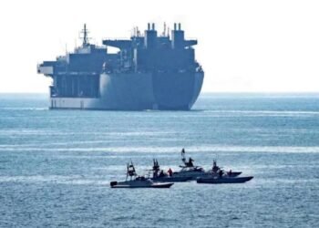 ایران تشقی ایشلر وزیرلیگی بو مملکت کېمه‎‌لریگه قرشی امریکا حرکتی عاقبتیدن آگاه‌لنتیردی