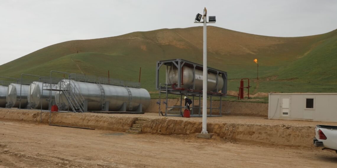 طالبان‌ تامانیدن زمرد سای کانی‌دن نفت ایشلب چیقریش باشلندی