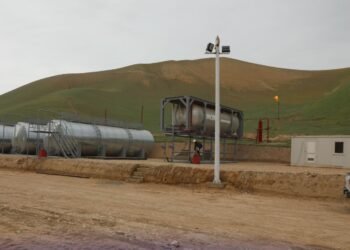 طالبان‌ تامانیدن زمرد سای کانی‌دن نفت ایشلب چیقریش باشلندی