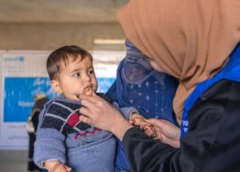بیرلشگن ملتلر تشکیلاتی افغانستانده ۲۵ مینگ‌دن آرتیق عایله‌گه نقد پول یاردم بېرگنیدن خبر بېردی