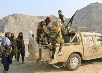 کنر و باجور‌ آقسقاللری طالبلر و پاکستان اۉرته‌سیده تینچلیک اۉرنه‌تیش اوچون اولگوره‌دیلر