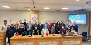 تورکیه‌نینگ انقره شهریده صاحبقران امیر تېمورنی اېسلش احتفالی اۉتکزیلدی