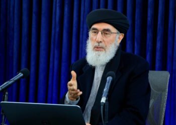 گلب‌الدین حکمتیار: افغانستان بوتون خلقی حاضرگی وضعیت‌گه تېز اۉزگریش کېلیشینی ایسته‌یدی