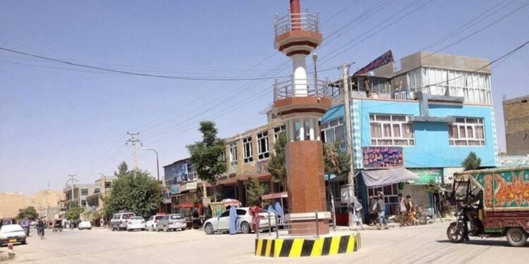 اۉغیرلیکلر کۉپه‌یشی؛ طالبان ینه بیربار شیرین‌تگاب‌ده بیر قنچه کیشی اوشلنگنیدن خبر بېردی