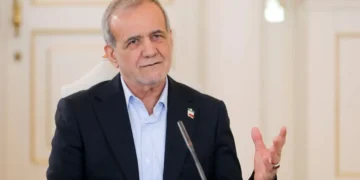 ایران جمهور رییسی: بو مملکت‌نینگ زورگه تسلیم بۉلیشی، بیر خام‌خیال دیر