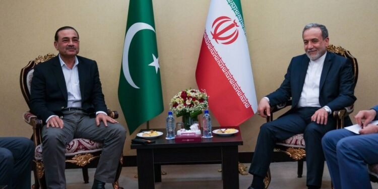پاکستان اوردوسینینگ باشلیغی تهرانگه سفر قیلیب عباس عراقچی بیلن اوچرهشدی