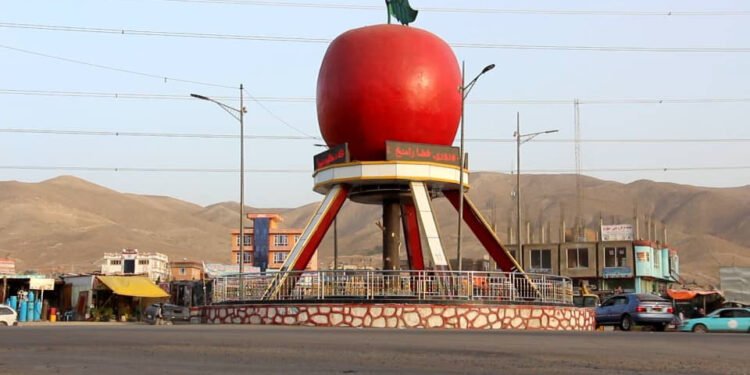 میدان وردک‌ده هاوان اوقی پارتلشی عاقبتیده آلتی باله یره‌لنگن