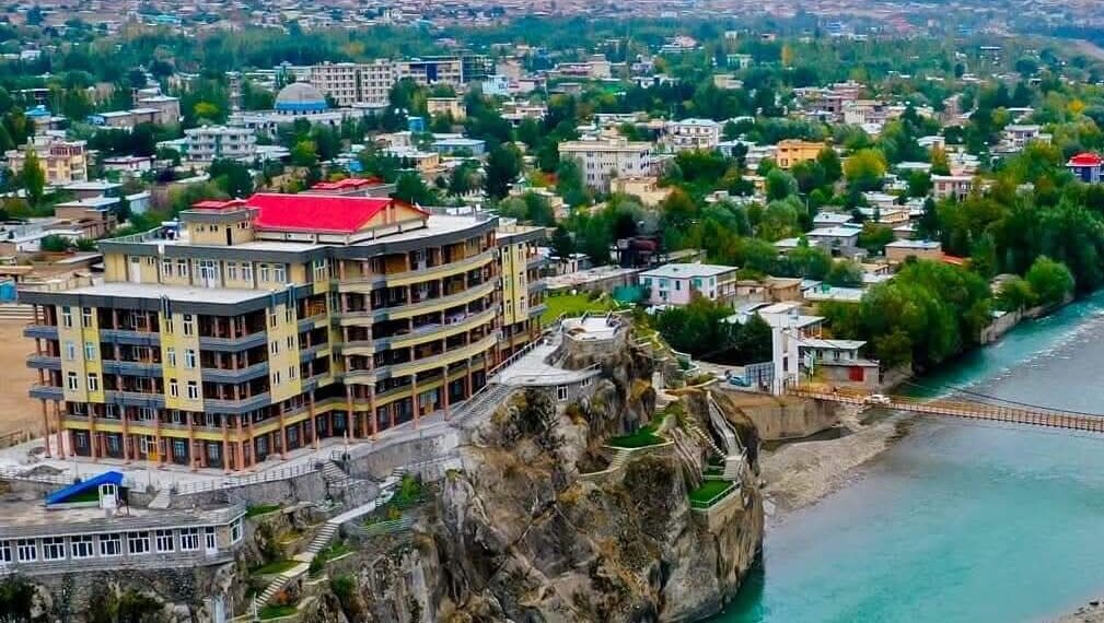 بدخشان ولایتیده بیر خاتین آتیب اۉلدیریلگن