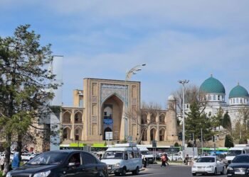 کۉکلداش مدرسه‌سی تاریخ و بیلیم مرکزی