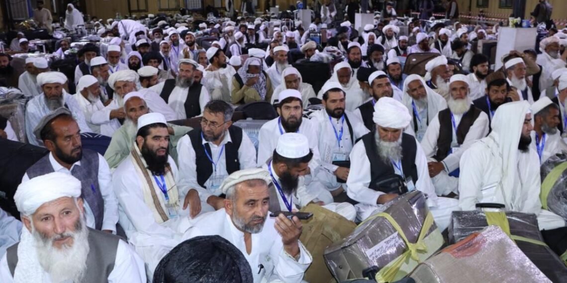 طالبلر حج و اوقاف وزیرلیگی: اۉتیز مینگ زیارتچی عربستانگه یېتکزیلدیلر