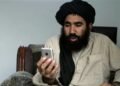 طالبان باسیملری کۉپه‌ییشی؛ تچ تلیفونلردن فایده‌لنگن ایش‌دن بوشه‌تیلیب محکمه‌گه تارتیله‌دی