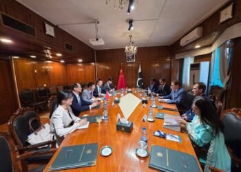 پاکستان و چین نماینده‌لری افغانستان‌دن بۉلگن ترورچیلیک تهدیدلرینی محاکمه قیلدی