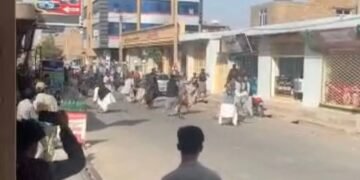 هرات‌ده طالبان بیر قنچه اعتراضچینی اۉققه توتیب یره‌لنتیرگن