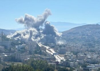 لبنان‌ده آتیش-کېسین بوزیلیشی؛ اسراییل بامباردمانلری دوام اېته‌یاتگنی خبر قیلیندی