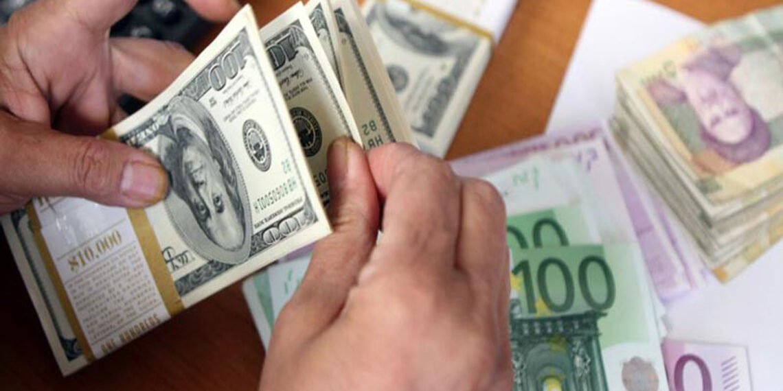 طالبلر منطقه مملکتلری‌نینگ پوللری افغانستان‌گه آلیب کېلینیشینی چېکله‌دی