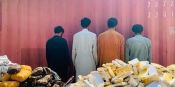 طالبلر ایچکی ایشلر وزیرلیگی: ننگرهارده اۉنلب مینگ تابلیب و اۉنلب کیلوگرام مخدره ماده تاپیلدی