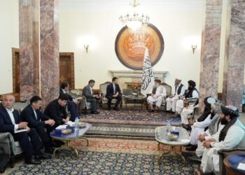 طالبان باش وزیری اۉزبېکستان باش وزیری اۉرین‌باسری بیلن اوچره‌شدی